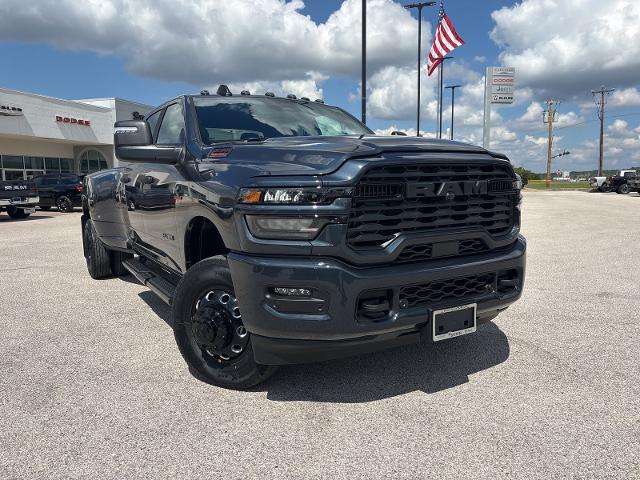 2026 Ram 3500 Vehicle Photo in Ennis, TX 75119-5114
