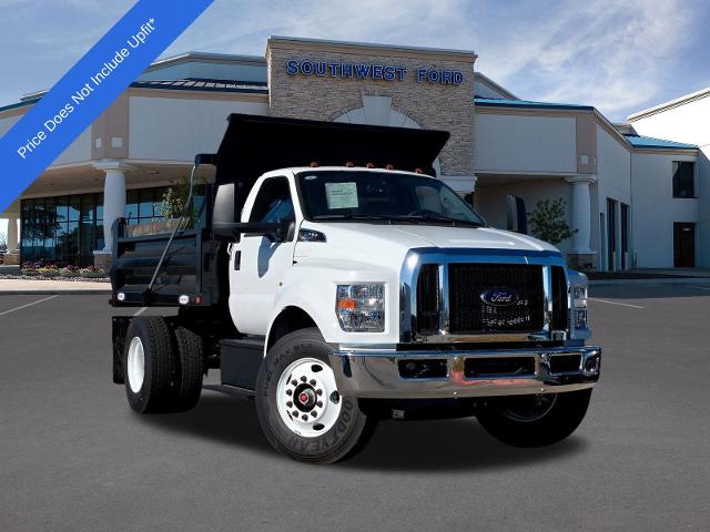 2024 Ford F-750SD Vehicle Photo in Weatherford, TX 76087