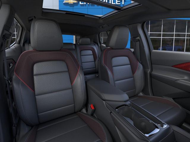 2025 Chevrolet Equinox EV photo 16 of 31