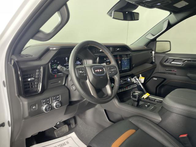 2025 GMC Sierra 1500 Vehicle Photo in GILBERT, AZ 85297-0402