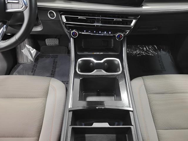2025 Chevrolet Traverse Vehicle Photo in MANITOWOC, WI 54220-5838