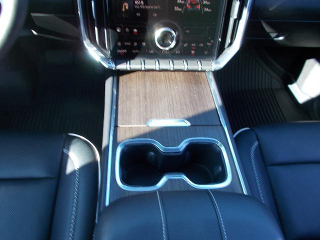 2024 GMC Acadia Vehicle Photo in LOWELL, MA 01852-4336