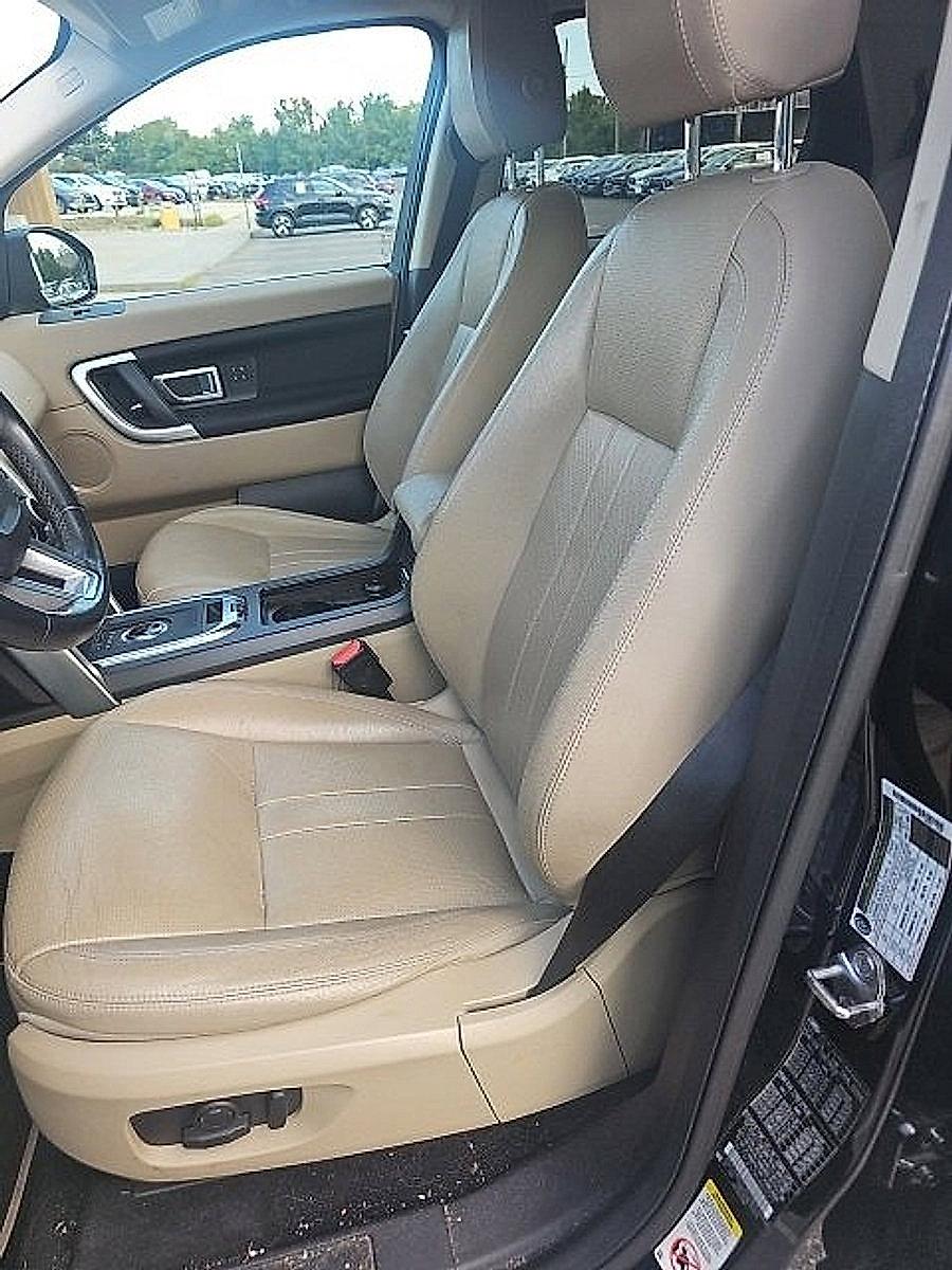 2019 Land Rover Discovery Sport Vehicle Photo in Trevose, PA 19053