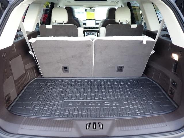 2023 Lincoln Aviator Vehicle Photo in ZELIENOPLE, PA 16063-2910