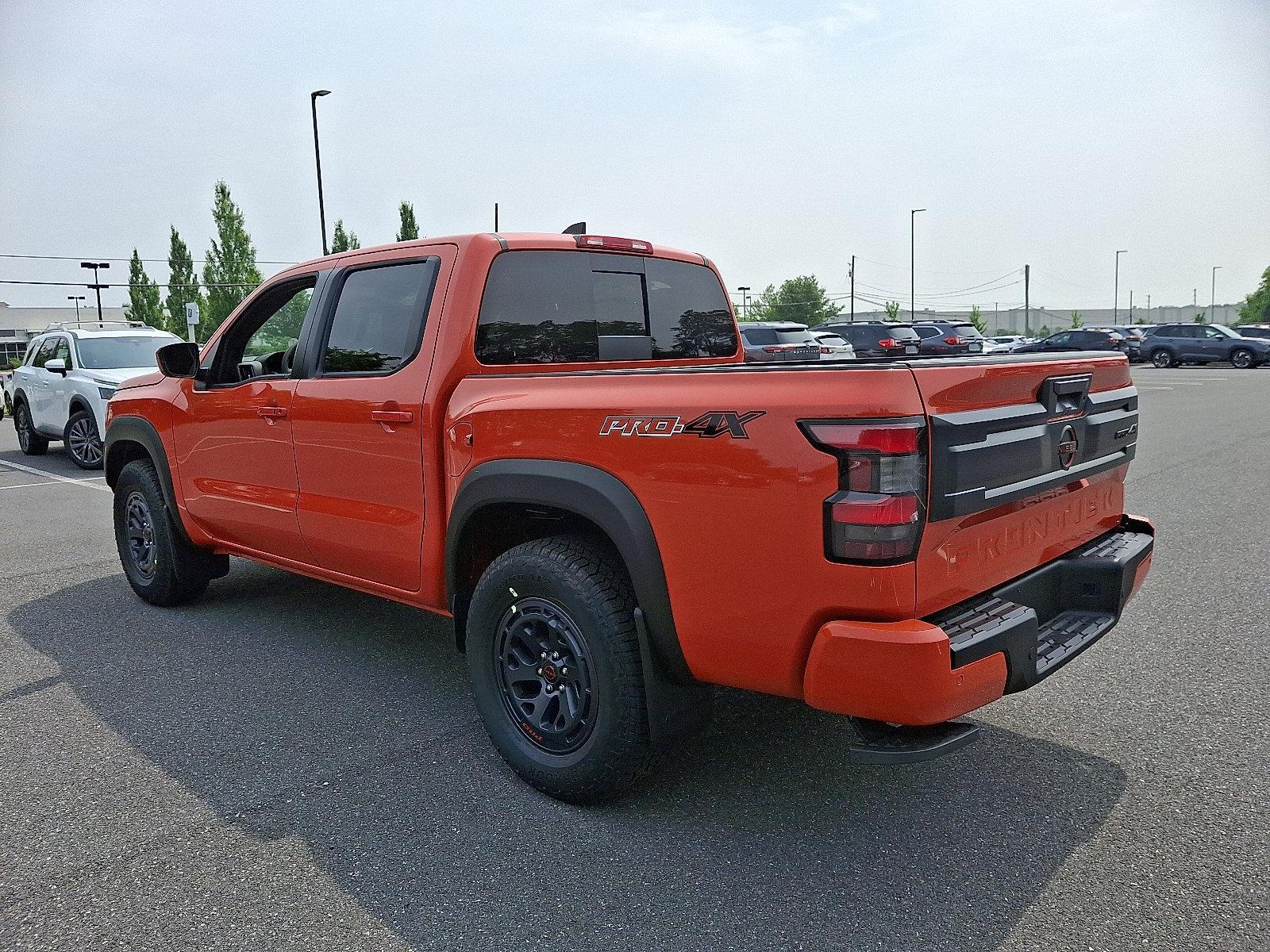 2025 Nissan Frontier Vehicle Photo in Harrisburg, PA 17111-1033