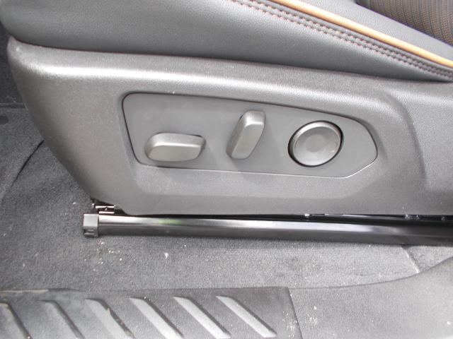 2026 GMC Canyon Vehicle Photo in LOWELL, MA 01852-4336