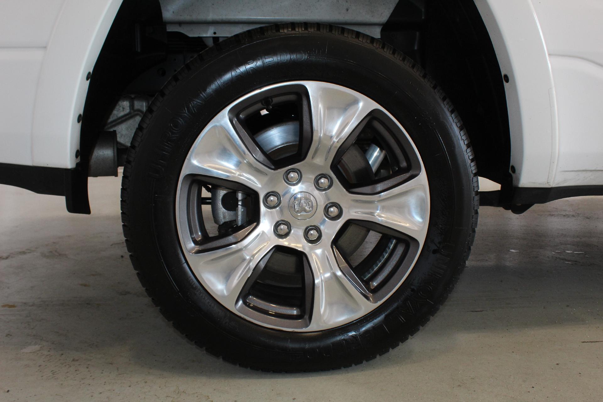 2021 Ram 1500 Vehicle Photo in NORTHAMPTON, MA 01060-1120