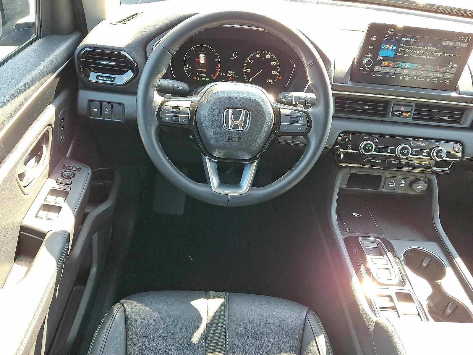2025 Honda Pilot Vehicle Photo in Harrisburg, PA 17111