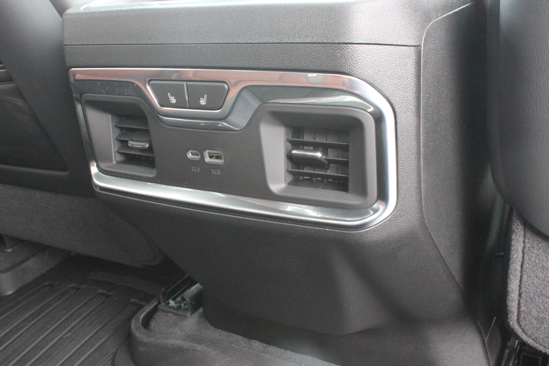 2026 GMC Sierra 3500 HD Vehicle Photo in AURORA, CO 80012-4011