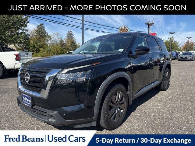 2023 Nissan Pathfinder Vehicle Photo in Flemington, NJ 08822