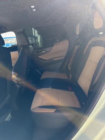 2025 Chevrolet Equinox Vehicle Photo in PITTSBURGH, PA 15226-1209