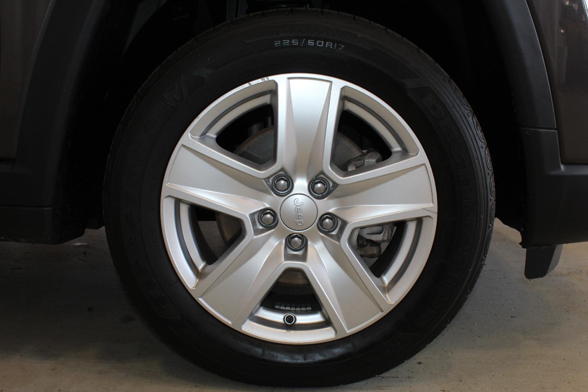 2022 Jeep Compass Vehicle Photo in NORTHAMPTON, MA 01060-1120