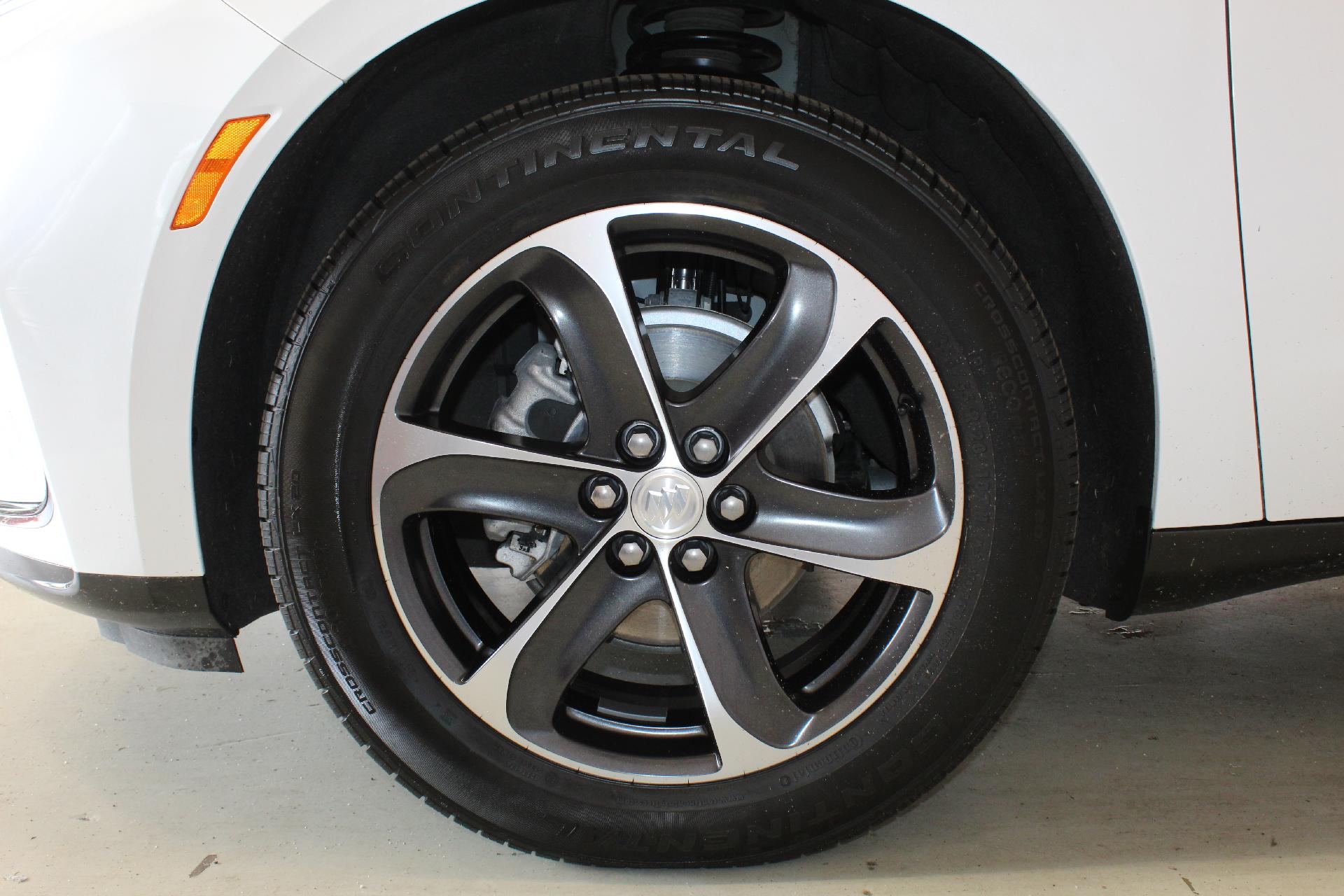 2022 Buick Enclave Vehicle Photo in NORTHAMPTON, MA 01060-1120