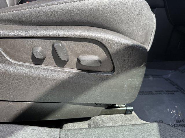 2023 Cadillac XT4 Vehicle Photo in LEOMINSTER, MA 01453-2952