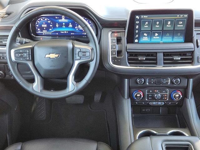 2024 Chevrolet Suburban Vehicle Photo in DENTON, TX 76210-9321