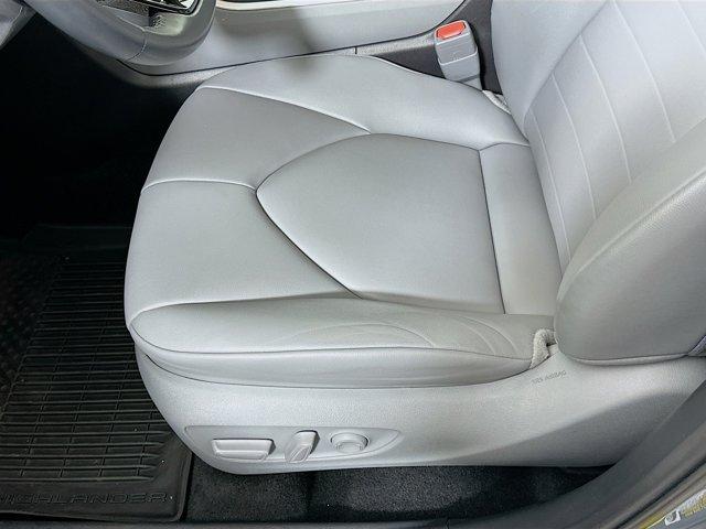 2021 Toyota Highlander Vehicle Photo in Flemington, NJ 08822