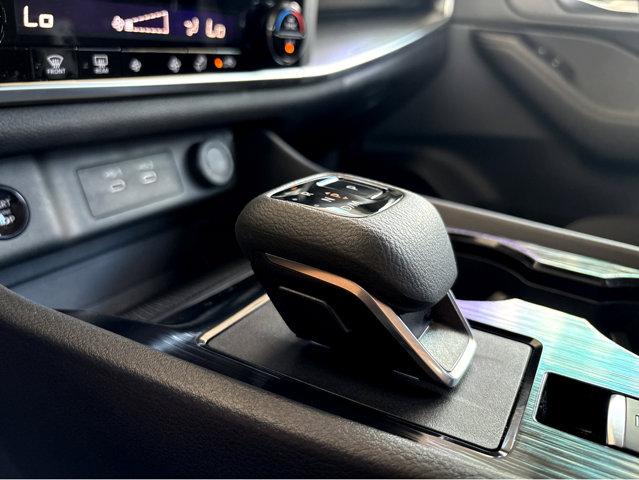 2024 Nissan Rogue Vehicle Photo in Savannah, GA 31419