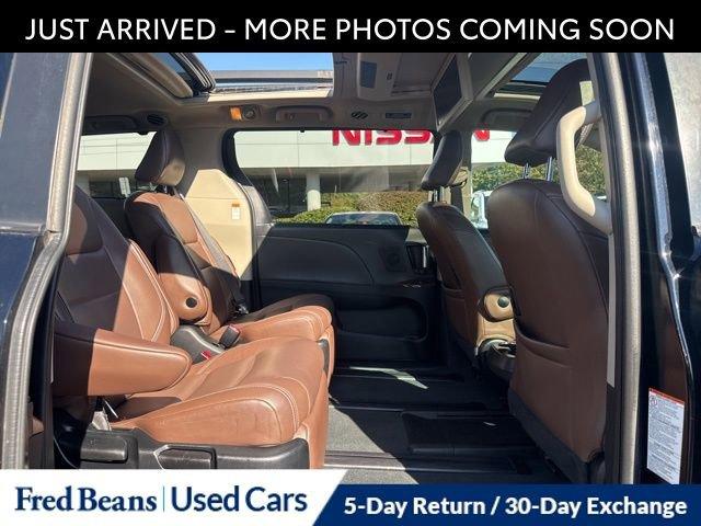 2019 Toyota Sienna Vehicle Photo in Flemington, NJ 08822