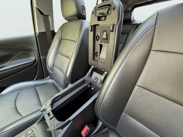2022 GMC Terrain Vehicle Photo in LEOMINSTER, MA 01453-2952