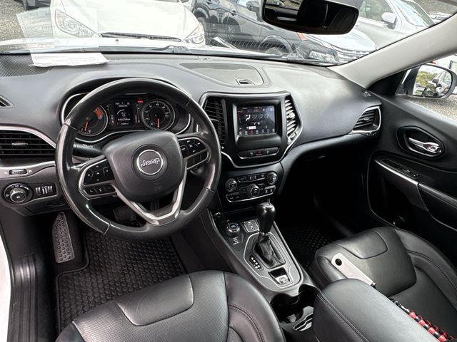 2021 Jeep Cherokee Vehicle Photo in Pleasant Hills, PA 15236