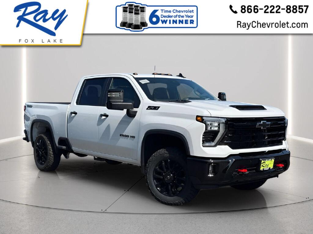 Summit White 2026 Chevrolet Silverado 2500HD Pickup Truck Four-Wheel Drive Automatic