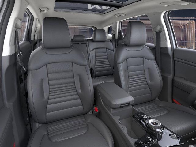 2025 Kia Sportage Hybrid Vehicle Photo in Westbrook, ME 04092