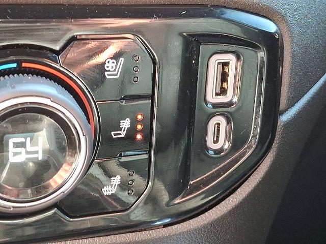 2023 Chevrolet Silverado 1500 Vehicle Photo in HARRISBURG, PA 17111-1033