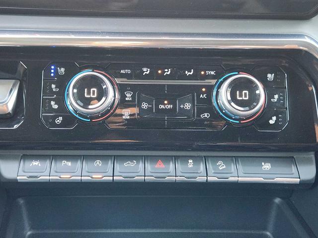 2024 GMC Sierra 1500 Vehicle Photo in DENTON, TX 76210-9321