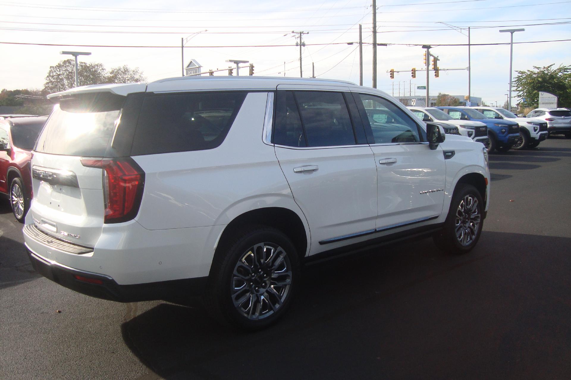 2023 GMC Yukon Vehicle Photo in PORTSMOUTH, NH 03801-4196