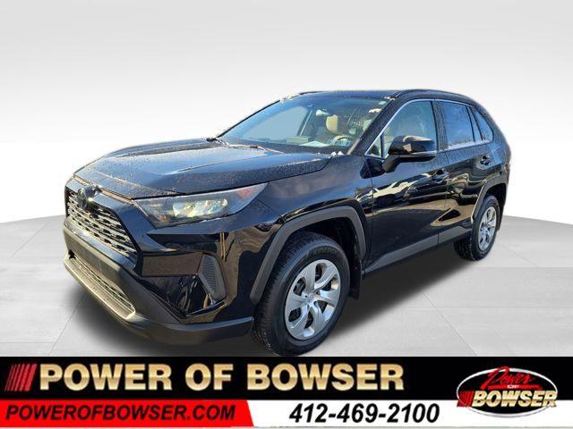 2019 Toyota RAV4 Vehicle Photo in Pleasant Hills, PA 15236