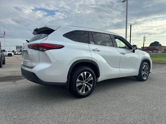 2022 Toyota Highlander Vehicle Photo in Jonesboro, AR 72404