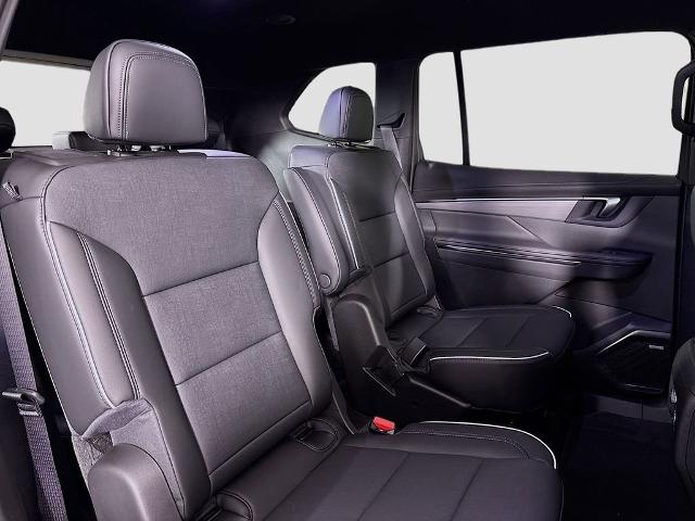 2025 Buick Enclave Vehicle Photo in PUYALLUP, WA 98371-4149