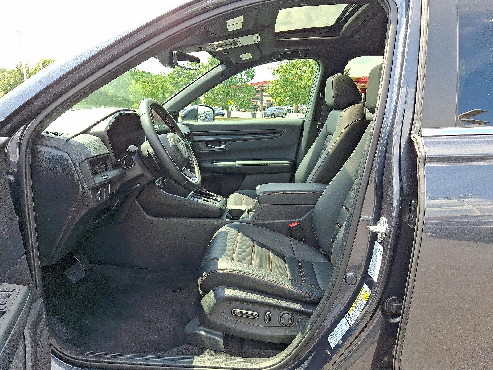 2025 Honda CR-V Hybrid Vehicle Photo in Harrisburg, PA 17111