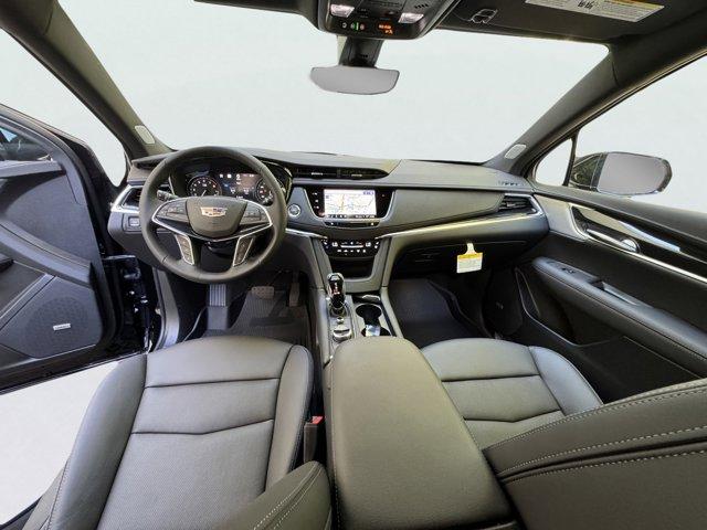 2025 Cadillac XT5 Vehicle Photo in LEOMINSTER, MA 01453-2952