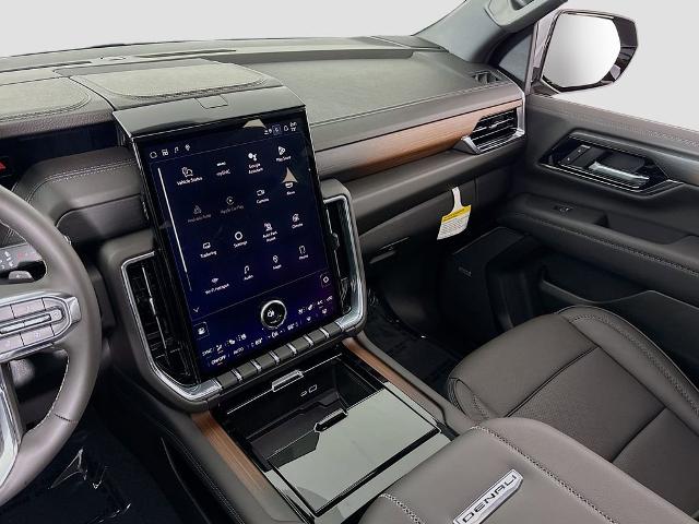 2025 GMC Yukon XL Vehicle Photo in PUYALLUP, WA 98371-4149