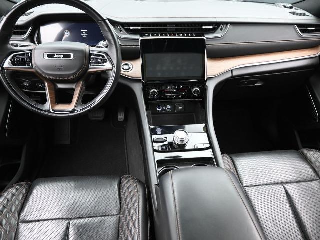 2021 Jeep Grand Cherokee L Vehicle Photo in Cedar Rapids, IA 52402