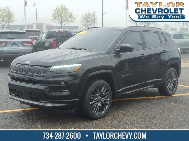 2022 Jeep Compass Vehicle Photo in TAYLOR, MI 48180-4640