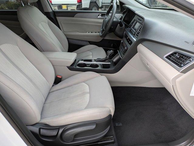 2016 Hyundai SONATA Hybrid Vehicle Photo in San Antonio, TX 78209