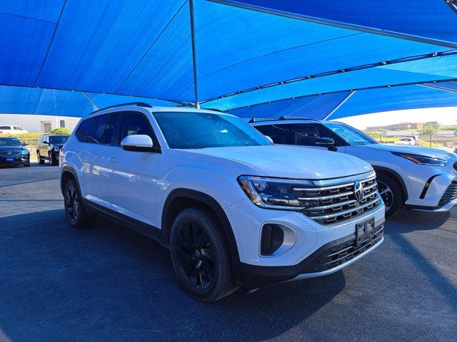 2024 Volkswagen Atlas Vehicle Photo in Decatur, TX 76234