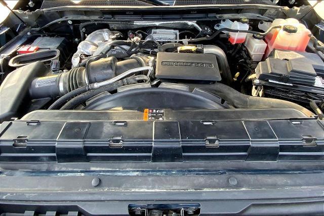 2022 GMC Sierra 2500 HD Vehicle Photo in TOPEKA, KS 66609-0000