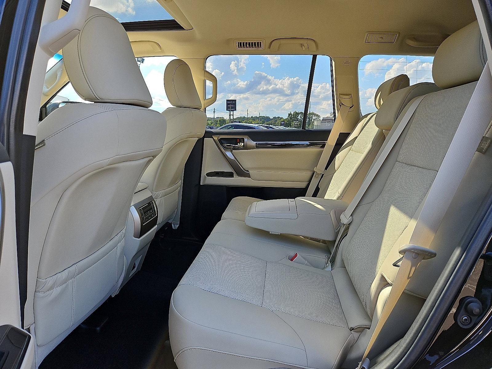 2021 Lexus GX 460 Vehicle Photo in Trevose, PA 19053