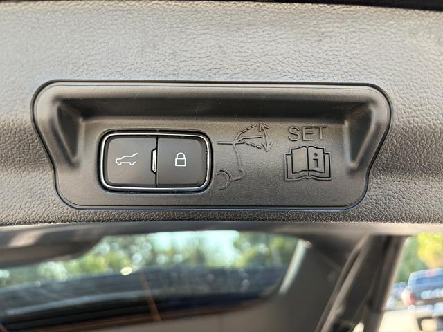 2023 Ford Explorer Vehicle Photo in Savannah, GA 31419