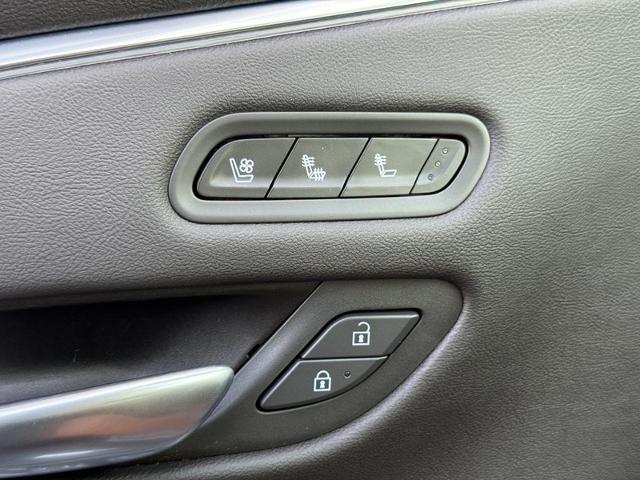 2023 Cadillac Escalade Vehicle Photo in COLUMBIA, MO 65203-3903