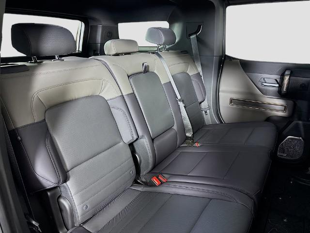 2025 GMC HUMMER EV SUV Vehicle Photo in PUYALLUP, WA 98371-4149