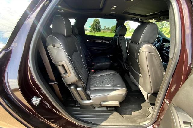 2024 Buick Enclave Vehicle Photo in TOPEKA, KS 66609-0000