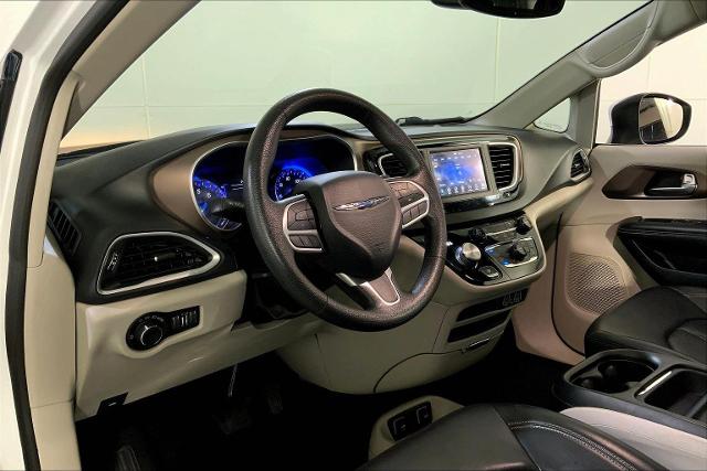 2021 Chrysler Voyager Vehicle Photo in INDEPENDENCE, MO 64055-1314