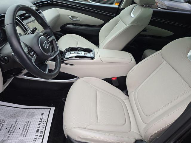 2024 Hyundai TUCSON Hybrid Vehicle Photo in Pleasant Hills, PA 15236