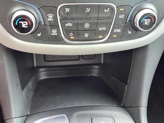 2022 Chevrolet Equinox Vehicle Photo in DENTON, TX 76210-9321