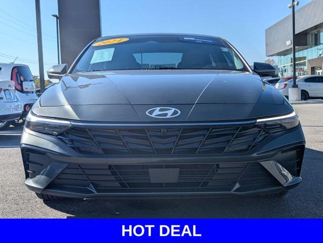 2024 Hyundai ELANTRA Vehicle Photo in Merrillville, IN 46410