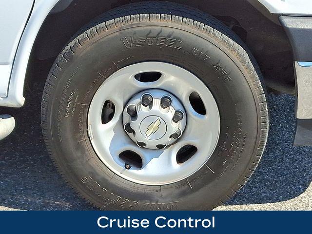 2023 Chevrolet Express Cargo 2500 Vehicle Photo in DANBURY, CT 06810-5034